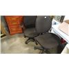 Image 2 : BLACK OFFICE CHAIR