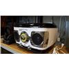 Image 2 : STUDEBAKER RETRO LOOK RECORD PLAYER RADIO