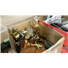 Image 2 : BOX OF VINTAGE TROPHIES AND BOX OF COMPUTER GAMES