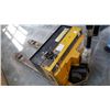 Image 2 : YALE ELECTRIC PALLET JACK WITH MANUAL AND CHARGER 4000LB CAPACITY