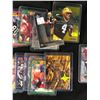 Image 2 : FOOTBALL TRADING CARDS LOT