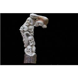 Skulls Group with Snake Carved Handle 156mm in Deer Antler Carving