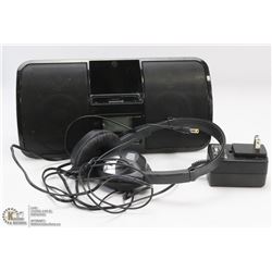 iPOD DOCKING STATION W/ HEADPHONES