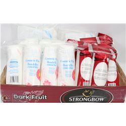 FLAT OF COSMETIC PADS AND COTTON BALLS