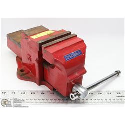 BENCH VISE