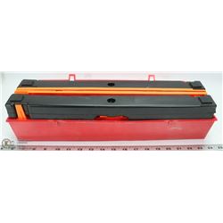 EMERGENCY AUTO TRIANGLE SET