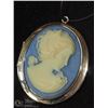 Image 1 :  FASHION LOCKET WITH CORD