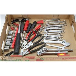 FLAT OF WRENCHES AND OTHER HAND TOOLS