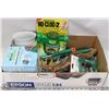 Image 1 : GARDENERS BOX LOT.