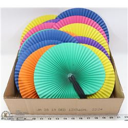 BOX OF HAND FANS IN VARIOUS COLORS