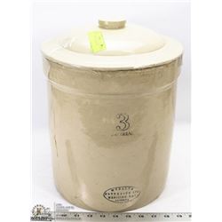 LIDDED CROCK 3 GALLON NO DAMAGES
