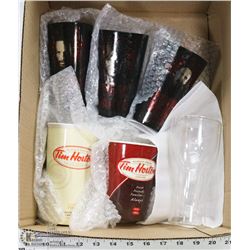 BOX W/3 WALKING DEAD COLLECTIBLE