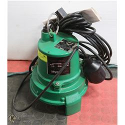 NEW 12 AMP SEPTIC PUMP BY PENTAIR WITH FLOAT
