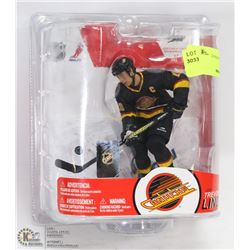 TREVOR LINDEN VANCOUVER MCFARLANE ACTION FIGURE
