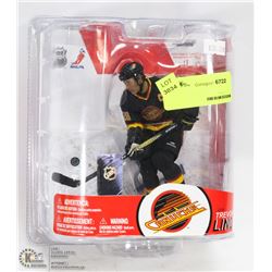 TREVOR LINDEN VANCOUVER MCFARLANE ACTION FIGURE