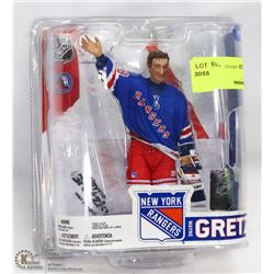 WAYNE GRETZKY NEW YORK MCFARLANE ACTION FIGURE