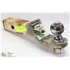 Image 1 : TRAILER HITCH W/ 2" BALL.