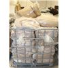 Image 1 : PALLET OF CAMP CLOSURE BEDDING