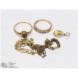 BAG OF STAMPED GOLD JEWELLERY.