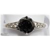 Image 1 : 40) 10K WHITE GOLD BLACK & WHITE DIAMOND RING