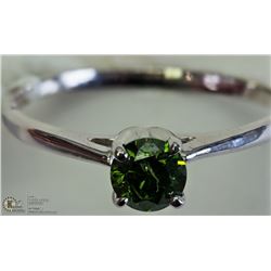 43) 10K WHITE GOLD GREEN DIAMOND RING