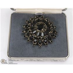 VINTAGE AUSTRIAN CRYSTAL BROOCH