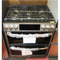 GE GAS 5 BURNER DOUBLE OVEN STOVE.
