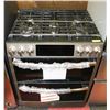 Image 1 : GE GAS 5 BURNER DOUBLE OVEN STOVE.