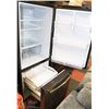 Image 2 : GE STAINLESS STEEL BOTTOM FREEZER FRIDGE