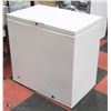 Image 1 : FRIDGIDAIRE DEEP FREEZER 35X22X34