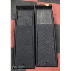 BLACK CAR RAMPS