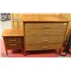 Image 1 : 4 DRAWER DRESSER AND MATCHING NITE TABLE