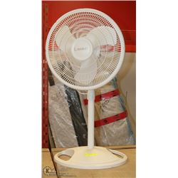 TELESCOPING FLOOR FAN
