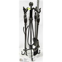 VINTAGE STAINLESS STEEL FIREPLACE TOOL SET WITH