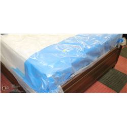 QUEEN SIZE ELEGANT ELYSIUM MATTRESS WITH BOXSPRING