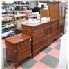 Image 1 : LEXINGTON FURNITURE INDUSTRIES SOLID WOOD 3 PC