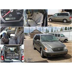 FEATURED ITEM: 2005 KIA SEDONA