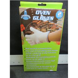 1 Pair of New Oven Gloves /  a must for BBQ or Camping