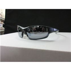 New Mens Foster Grant Iron Man SunGlasses / Max Block 100% protection