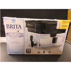 New Brita Water Filtration System / 18 cup