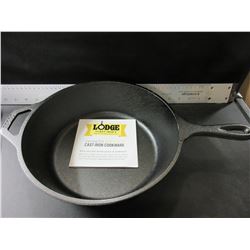 New Lodge Cast Iron Deep 4 quart Pan