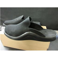 New Women's slip on's / size 10 / Made in Portugal  / black