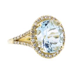 14KT Yellow Gold 4.37 ctw Aquamarine and Diamond Ring