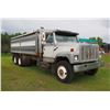 Image 3 : 1988 International S2500 Tandem Truck, 466 Diesel Engine, 400 Hours On Rebuilt Engine, 24’ B&H W/Tar