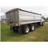 Image 4 : 1988 International S2500 Tandem Truck, 466 Diesel Engine, 400 Hours On Rebuilt Engine, 24’ B&H W/Tar
