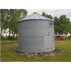 1350 Bus Westeel Flat Bottom To Be Moved