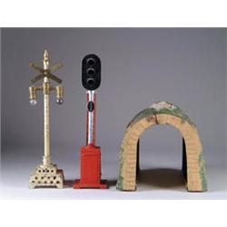 LOT OF THREE MISCELLANEOUS ACCESSORIES