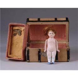 DOLL TRUNK W/ DOLL