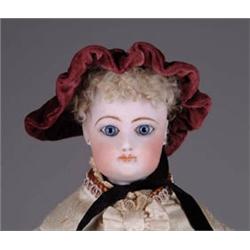 19” FRENCH FASHION DOLL