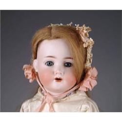 24 K*R 403 CHARACTER DOLL